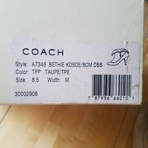 Suede Coach boots - Picture 5 of 6